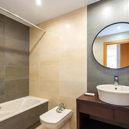 Golden Gardens Appartement *